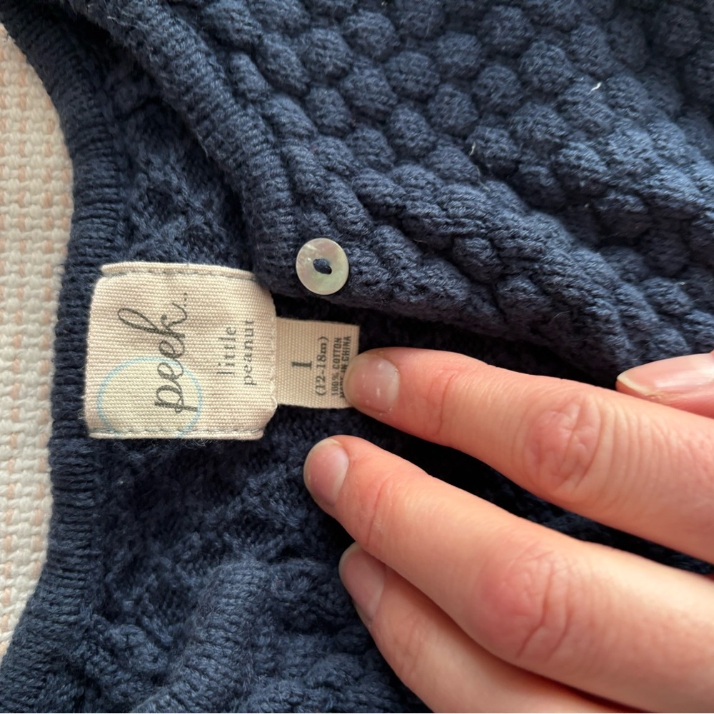 Peek Women's Textured Dark Blue Sweater